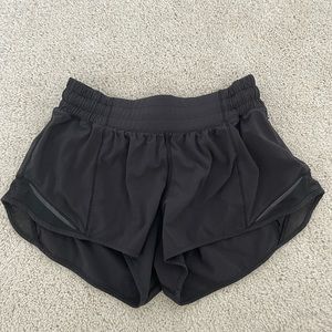 lululemon hotty hot shorts